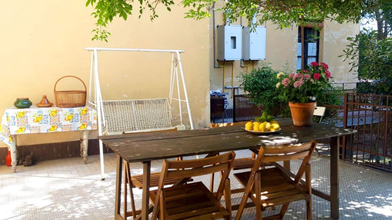 B&B Etnea Centoundici 尼科洛西 外观 照片