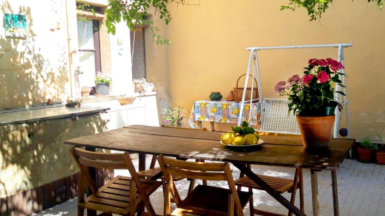 B&B Etnea Centoundici 尼科洛西 外观 照片